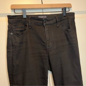 PRICE DROP A&F Mid Rise Ankle Skinny Jeans